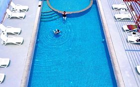 Blue Skyline Hotel